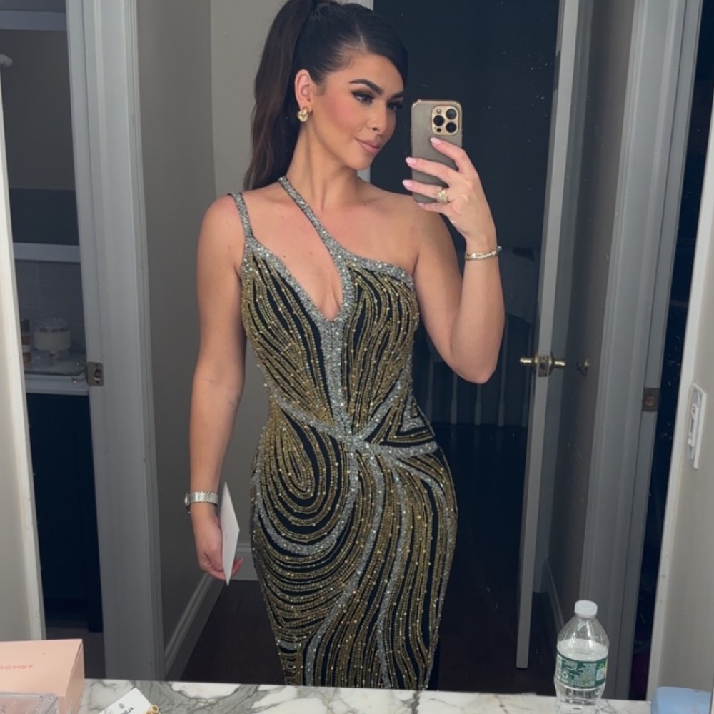 Elegant Gold and Black Evening Dress